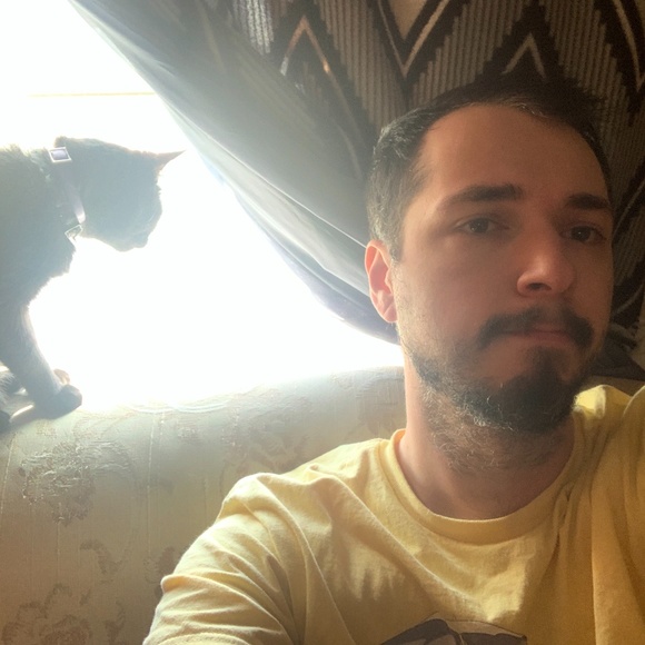 Meet your Posher, Ian - Picture 1 of 1